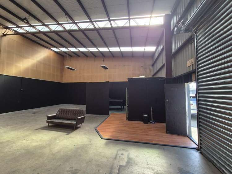 Unit B, 17 Te Roto Drive Paraparaumu_4