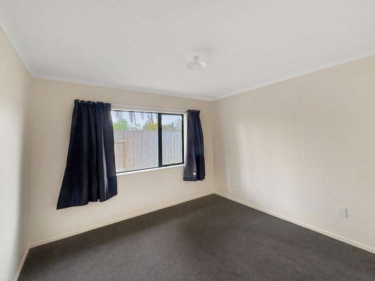 25A Vernon Avenue 10930_6