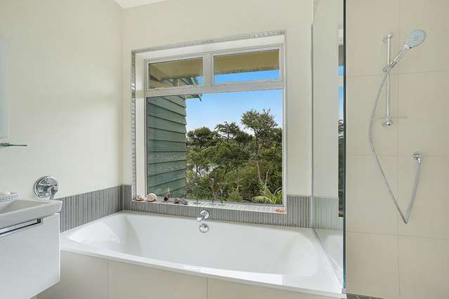 8 Inaka Place Titirangi_4