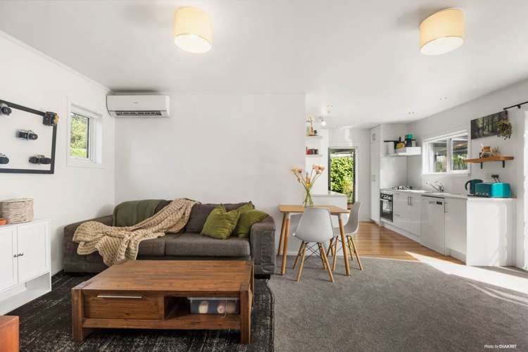 1/39 Stottholm Road Titirangi_4