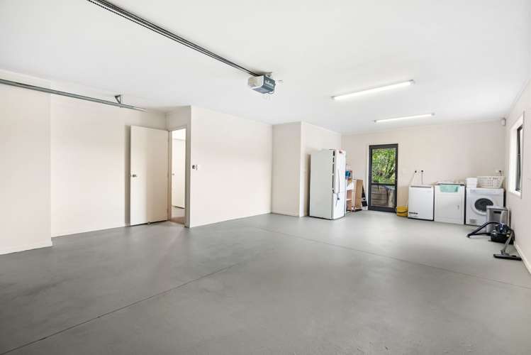 50 Hilltop Avenue Morningside_12