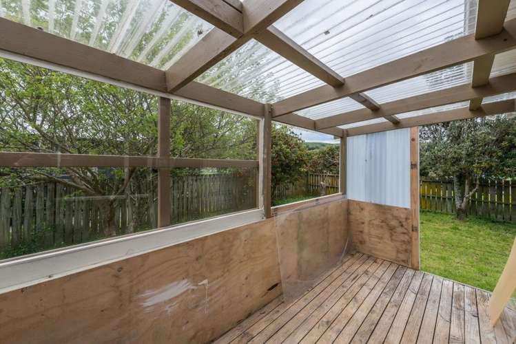 1/137 Awaroa Road Helensville_8