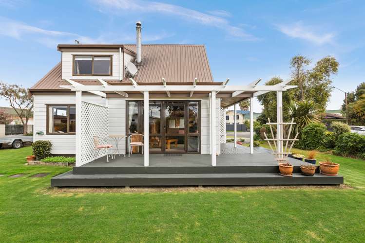 19 Valerie Street Clive_22