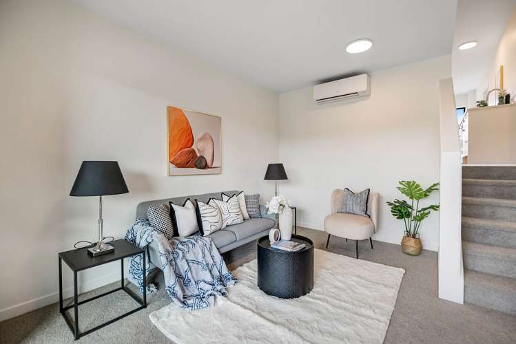 APT 6/3 Kawau Close Orewa_2