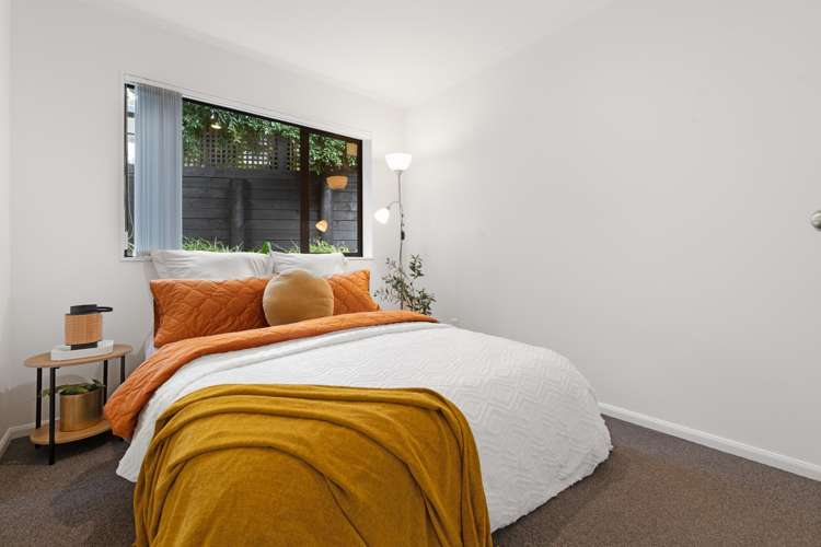 1/40 Jane Eyre Drive Somerville_26