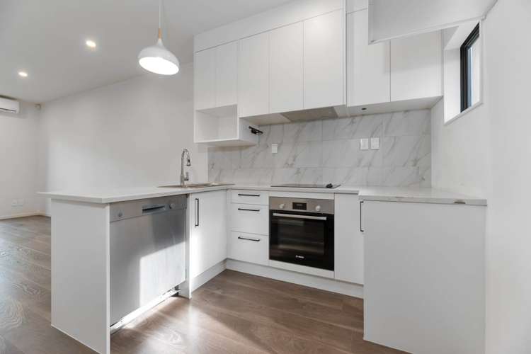 35 Morihana Close Glen Eden_11