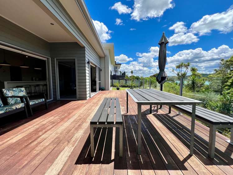 5c Sunshine Rise Raglan_60