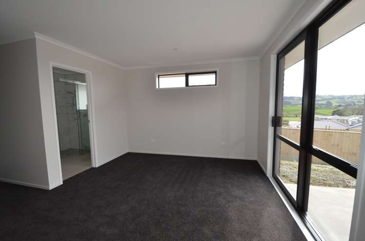 14 James Elliot Way Pokeno_11