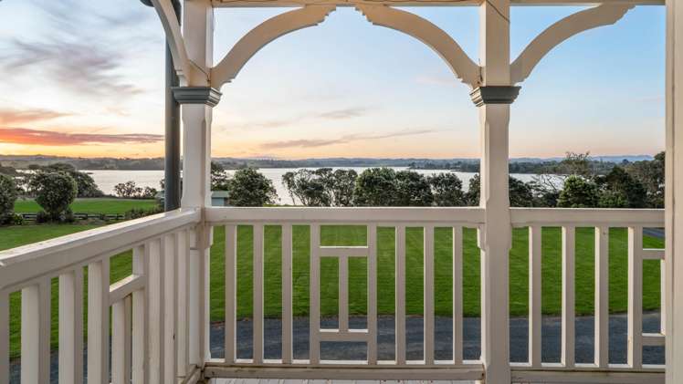 111 Wharf Road Clarks Beach_31