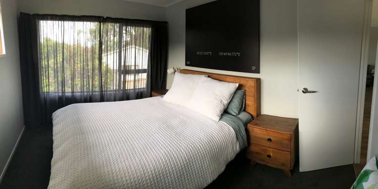 593A Glenfield Road Totara Vale_6