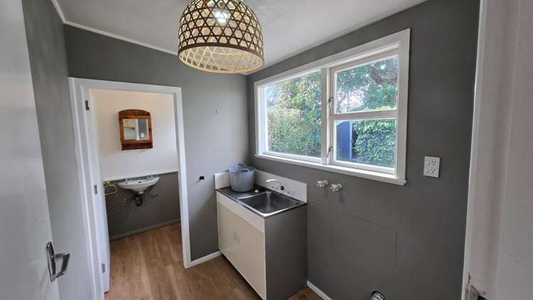  26 Bay Street Petone_13