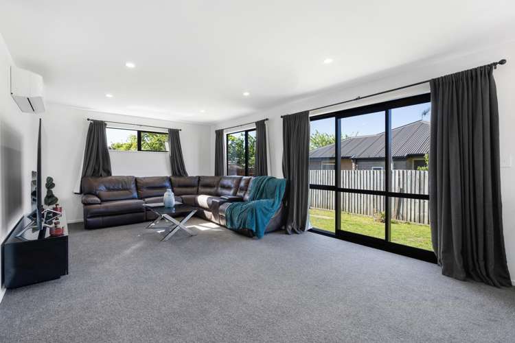 1 Youngston Lane Woolston_8