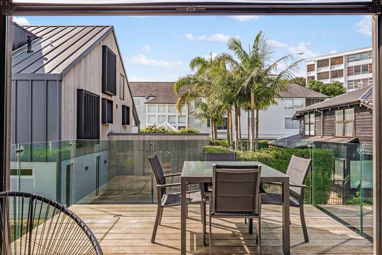 2/42 Goldie Street St Heliers_25