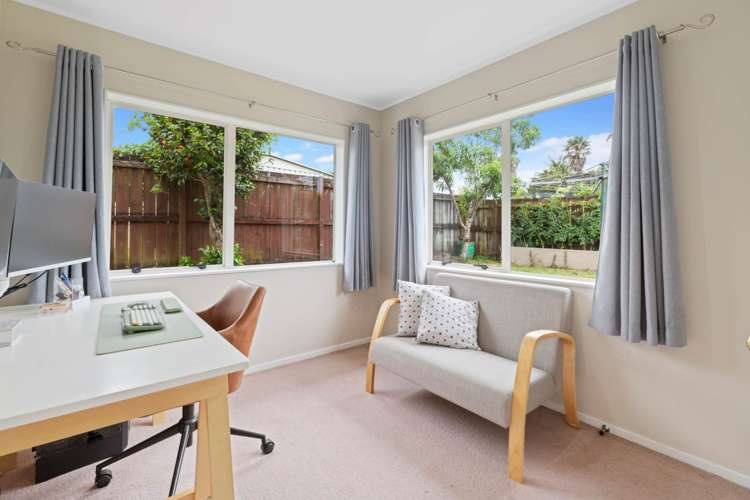 96 Glenross Drive Wattle Downs_12