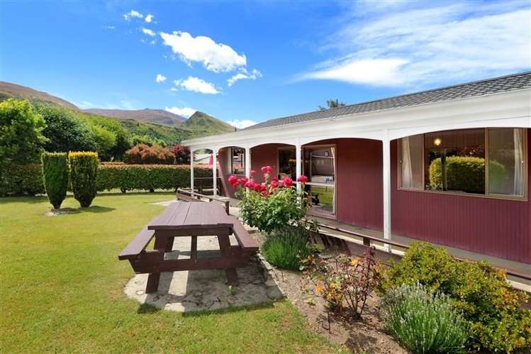 8 Ritchie Street Arrowtown_0