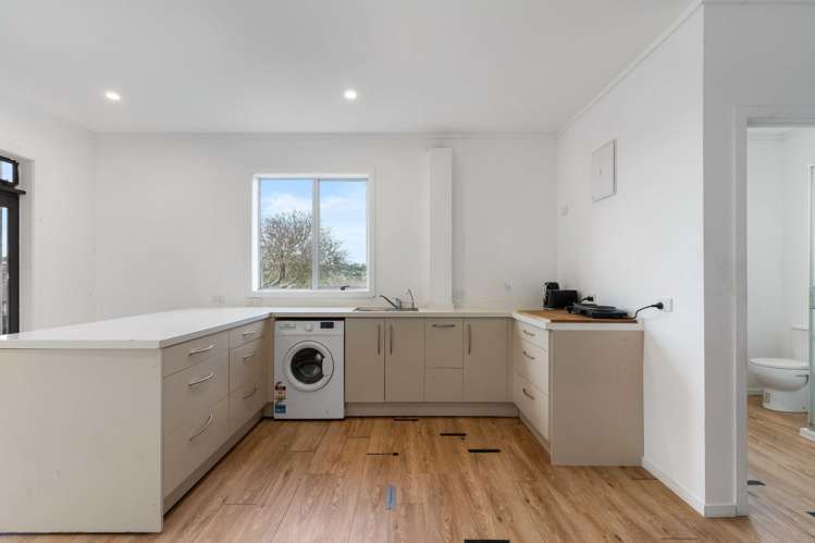 53 Heron Avenue East Matua_7