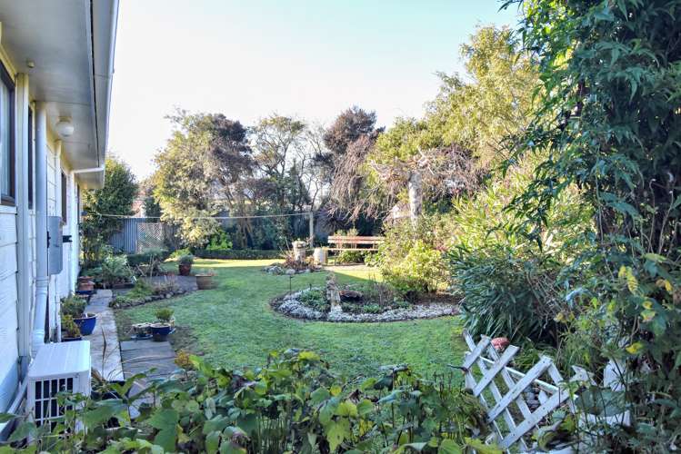 1/1 De Lacy Lane Carterton_13