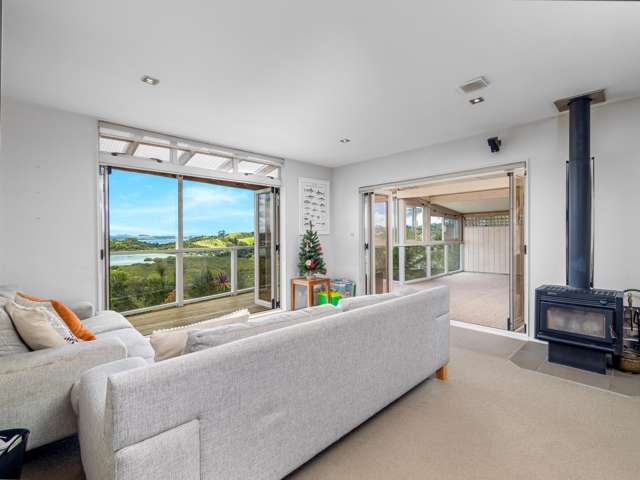 9 Toi Track Russell_4