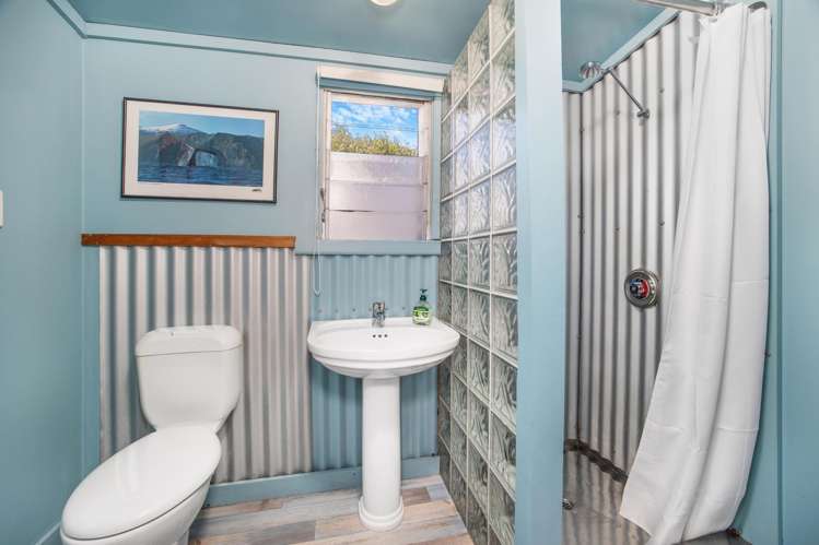 9 Muri Street Aramoana_19