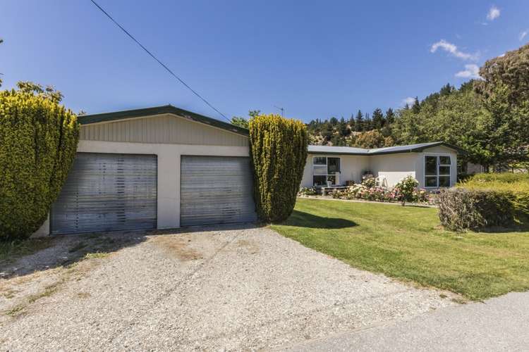 7 Hopkins Street Luggate_18