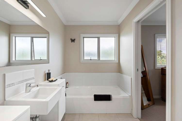 1/11 Kowhai Road Mairangi Bay_22