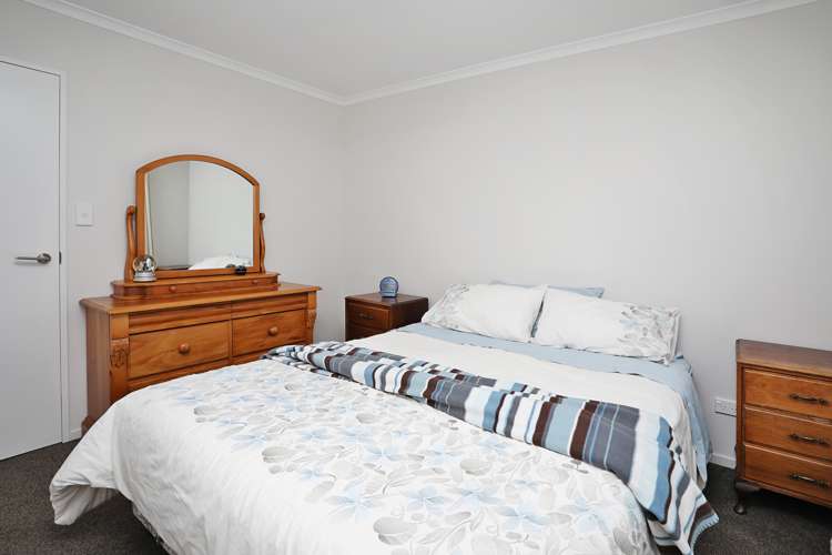 32b Lowe Street Avenal_20