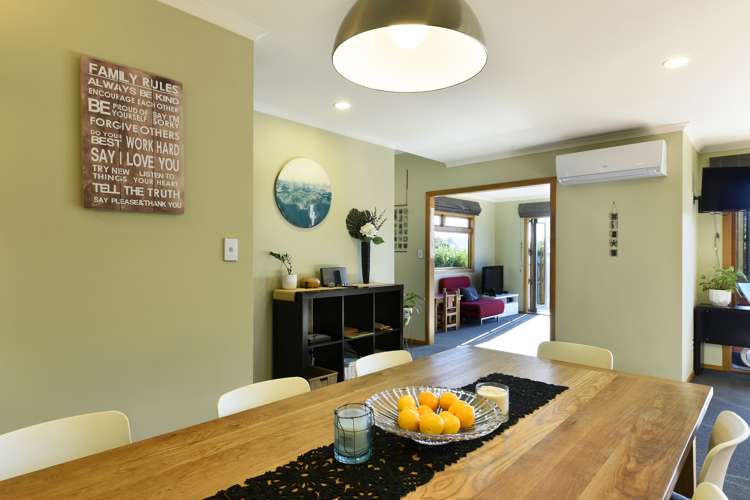 135 Aldinga Avenue Stoke_9