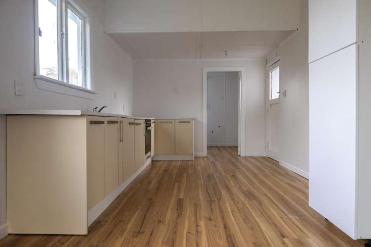 26 Peel Street Cobden_11