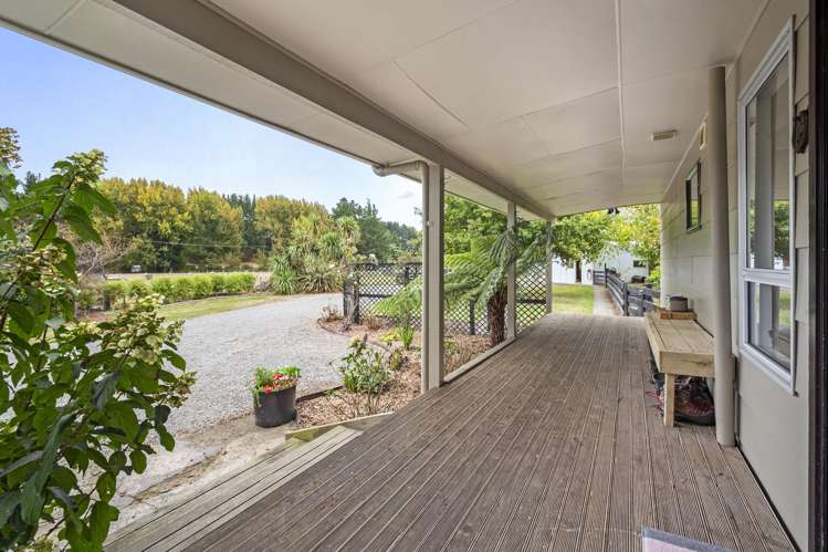 21 Raumai Road Bulls_16