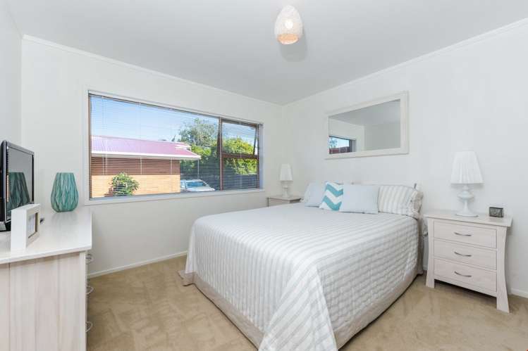 4/24 Campbell Road Royal Oak_15