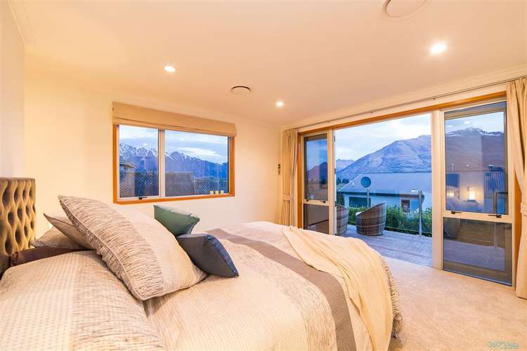 37 Suburb Street Queenstown_6