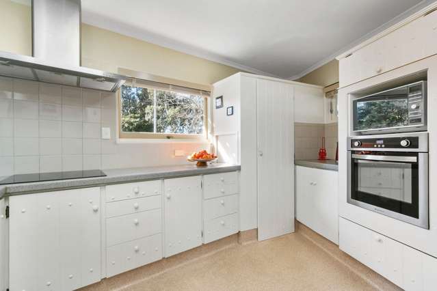 7 Pohutukawa Drive Athenree_3