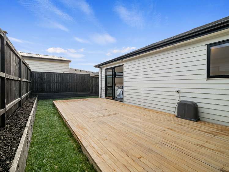 14 Matahae Crescent Milldale_20