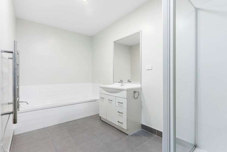 8 Popokatea Drive Takanini_20