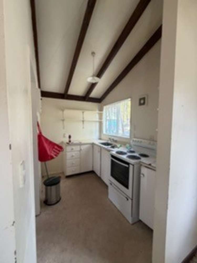 1 Solander Street Tolaga Bay_3