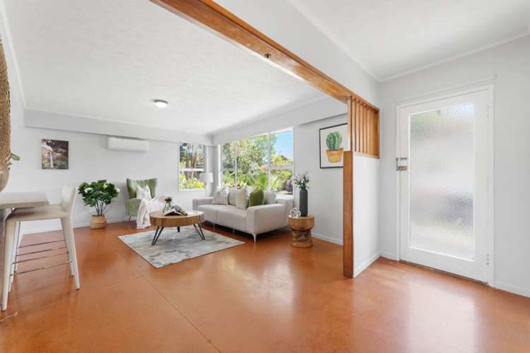 67 Riverpark Crescent Henderson_9