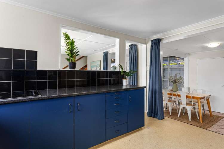 90 Pohutukawa Avenue_2