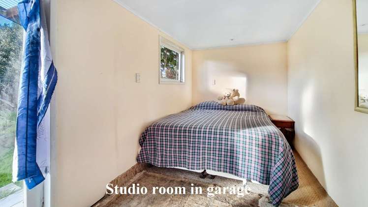 15 Holland Street Glenholme_14