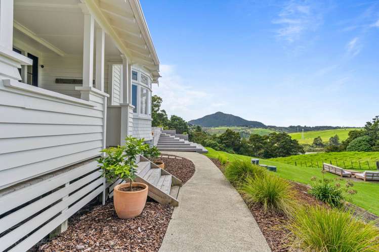 221 Mountain Road Maungaturoto_37