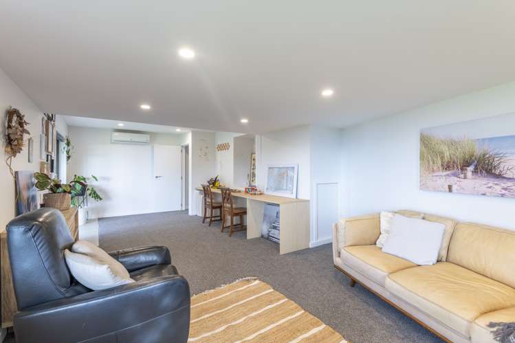 1 Haunui Way Pukerua Bay_16