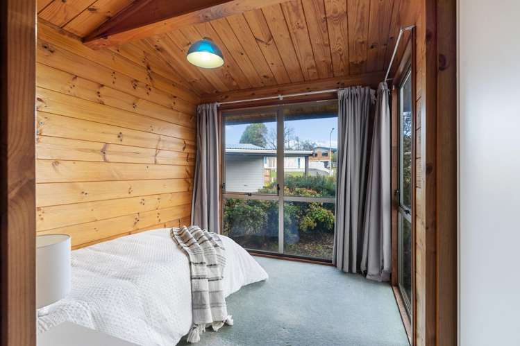 2 Bata Place Pomare_16