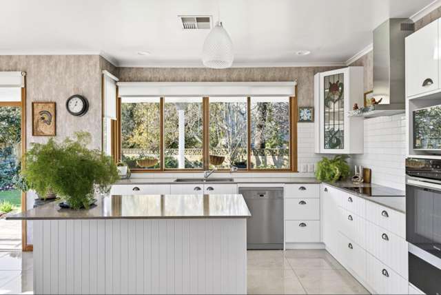 Location, luxury and highly motivated