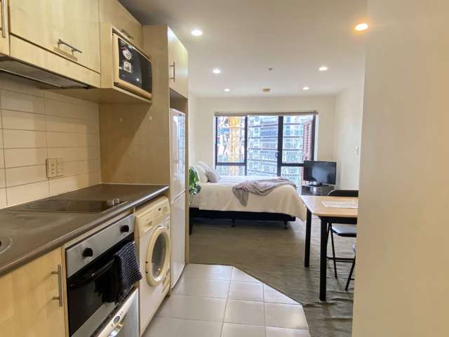 9e/23 Emily Place 10015_2