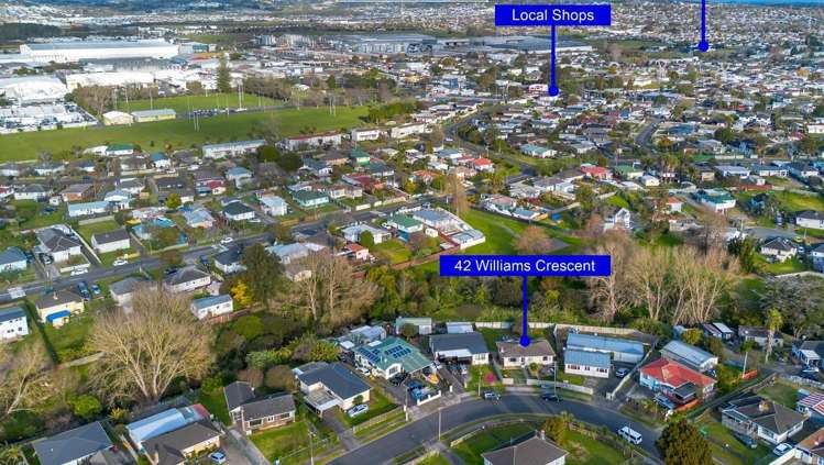 42 Williams Crescent Otara_1