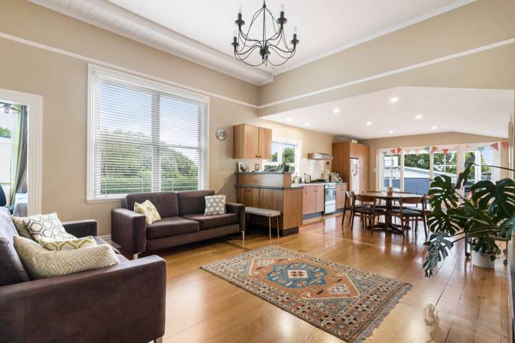 83 Taylors Road Mount Albert_10