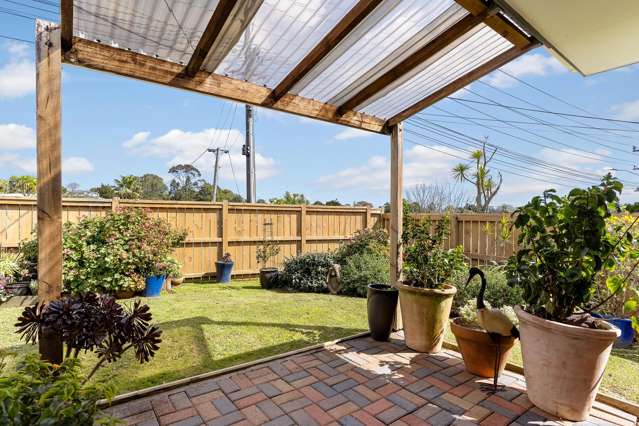 1/151 Verbena Road Birkdale_2
