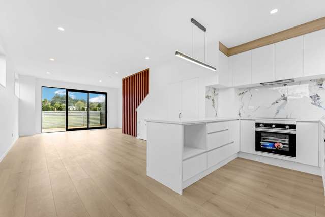 Brand New Corner Home - Privacy, Comfort & Style