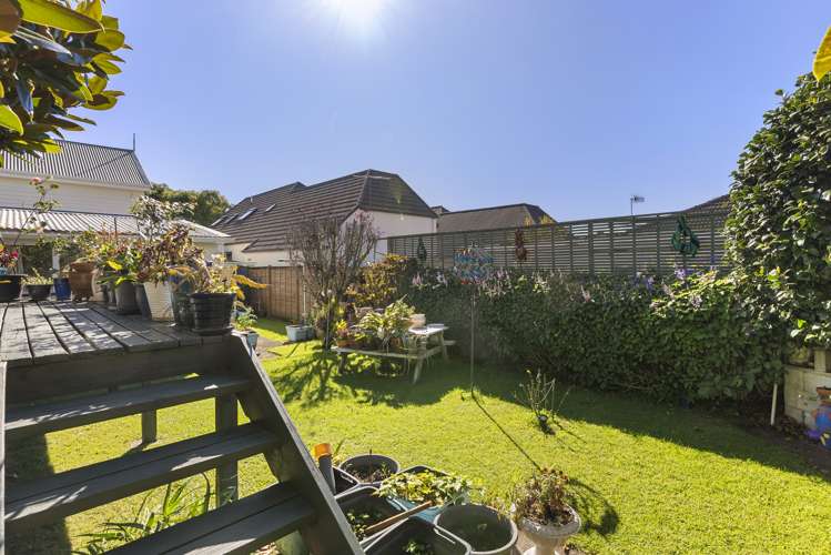 33 Tawera Road Greenlane_15