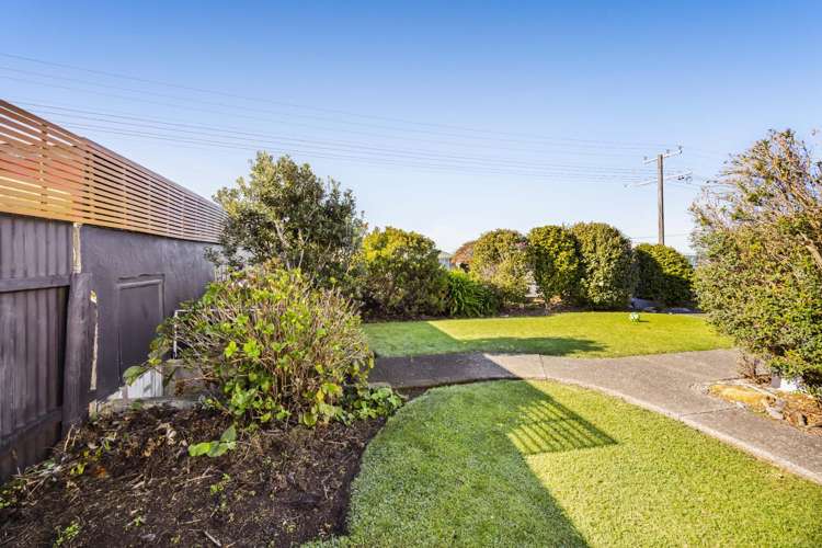 32 Leicester Street Patea_3