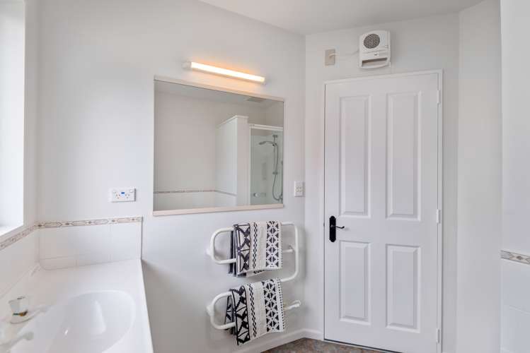 42 Mclaughlins Road Darfield_14